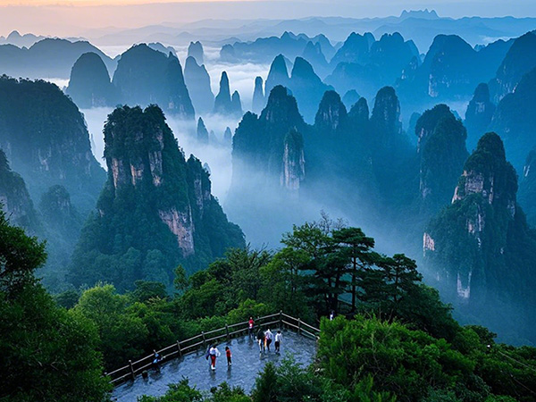 張家界旅游淡季攻略：超值體驗(yàn)，性價(jià)比超高！